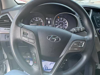 Hyundai Santa Fe SUV-6