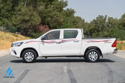 2022 Toyota Hilux GL | 2.7L Petrol | GCC Specs | 4x2-3