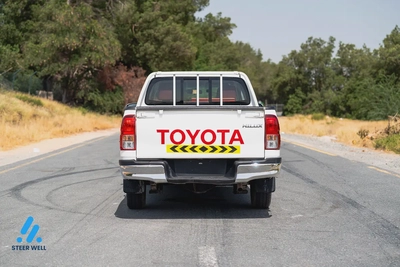 2022 Toyota Hilux GL | 2.7L Petrol | GCC Specs | 4x2-5