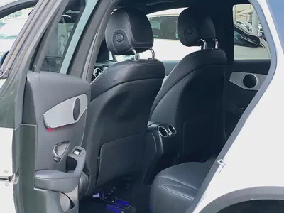 2022 Mercedes-Benz GLC 300 | Premium Package | Canadian Specs-9