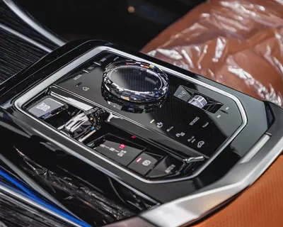 BMW 740i Exclusive - 2023 - GCC Specs - FSH - EXCELLENT CONDITION-12