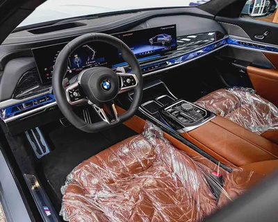 BMW 740i Exclusive - 2023 - GCC Specs - FSH - EXCELLENT CONDITION-7