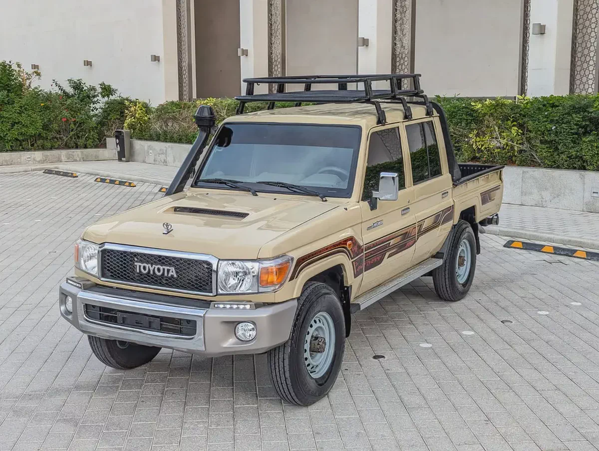 2020 TOYOTA LAND CRUISER PICK UP LC 79
SERIES DIESEL V8 4.5L GCC IN EXCELLENT CONDITION-1-1