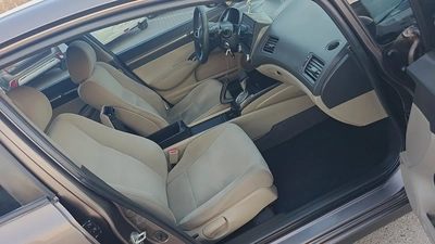 Honda Civic i-VTEC GCC – Reliable  Fuel Effi-12