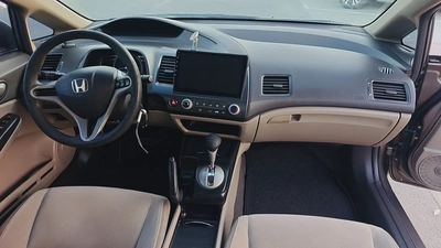 Honda Civic i-VTEC GCC – Reliable  Fuel Effi-15