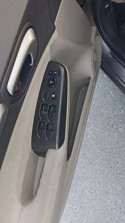 Honda Civic i-VTEC GCC – Reliable  Fuel Effi-17
