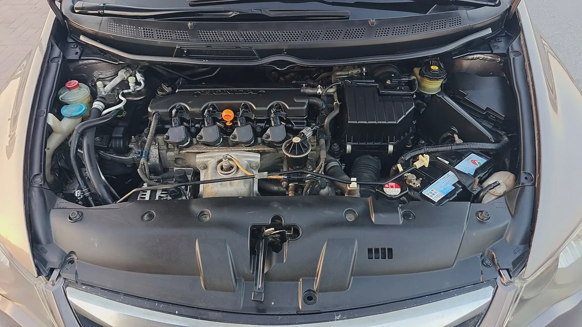 Honda Civic i-VTEC GCC – Reliable  Fuel Effi-18-18