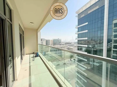 SPACIOUS 1BHK | 75K IN 4 CHEQUE PAYMENTS | FREE PARKING-0