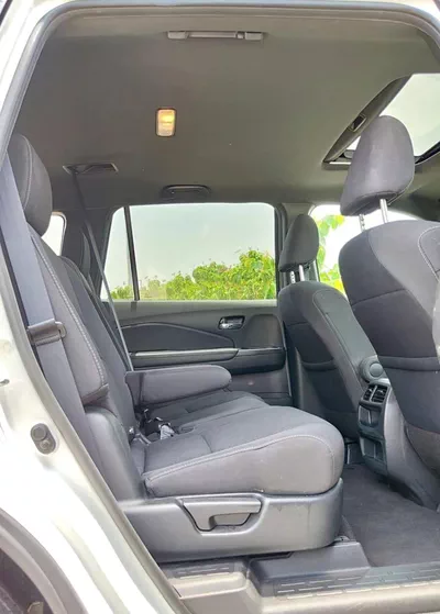 Honda Passport TOURING (NON GCC) V6 3.5L Sport AWD Original paint 2021 Canadian Specs-9