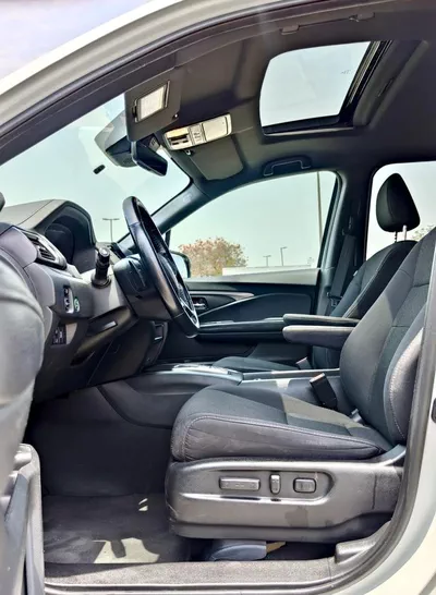 Honda Passport TOURING (NON GCC) V6 3.5L Sport AWD Original paint 2021 Canadian Specs-10