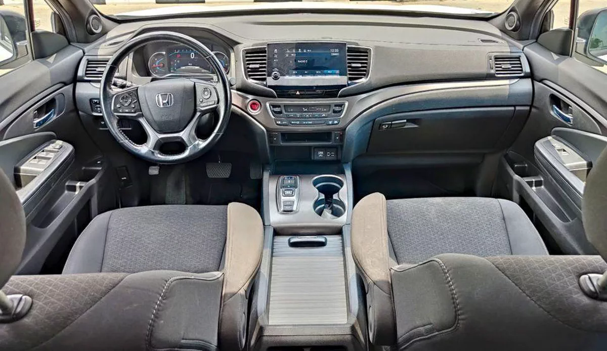 Honda Passport TOURING (NON GCC) V6 3.5L Sport AWD Original paint 2021 Canadian Specs-12-12