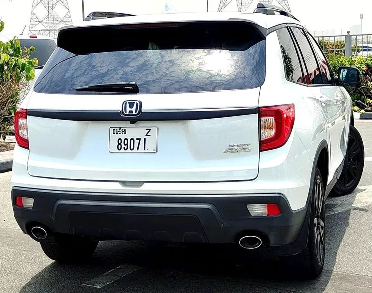 Honda Passport TOURING (NON GCC) V6 3.5L Sport AWD Original paint 2021 Canadian Specs-3-3