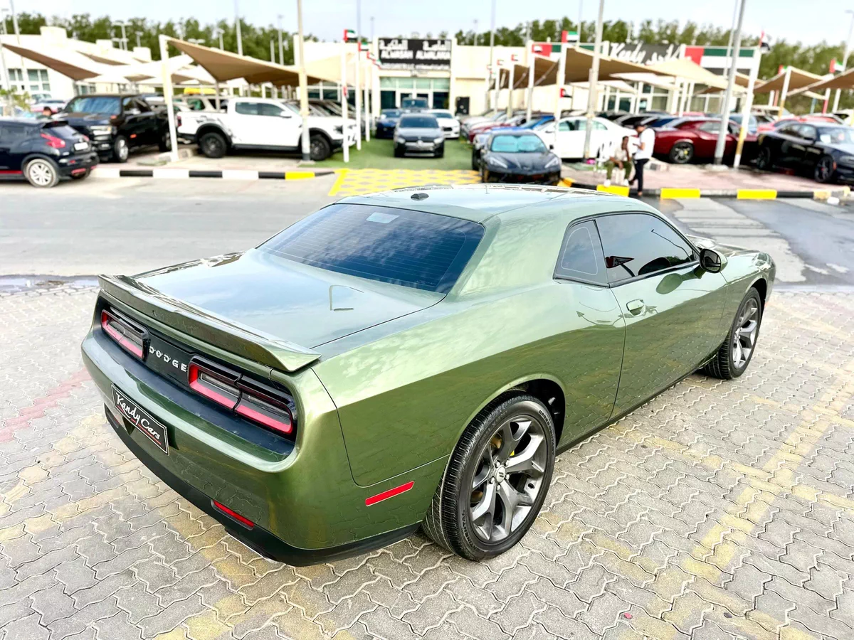 2021 Dodge Challenger SXT-1-1