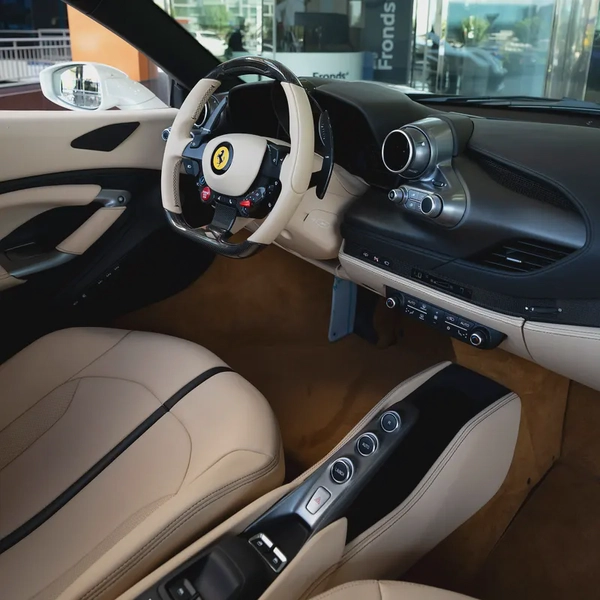VERY LOW MILEAGE | 2021 F8 SPIDER | 20 INCH ALLOYS