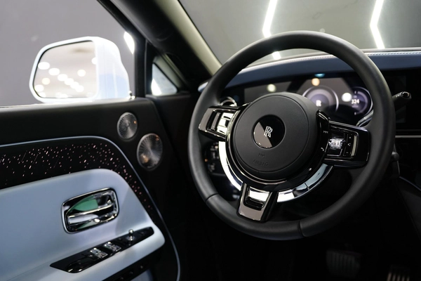 Rolls-Royce Spectre 2024