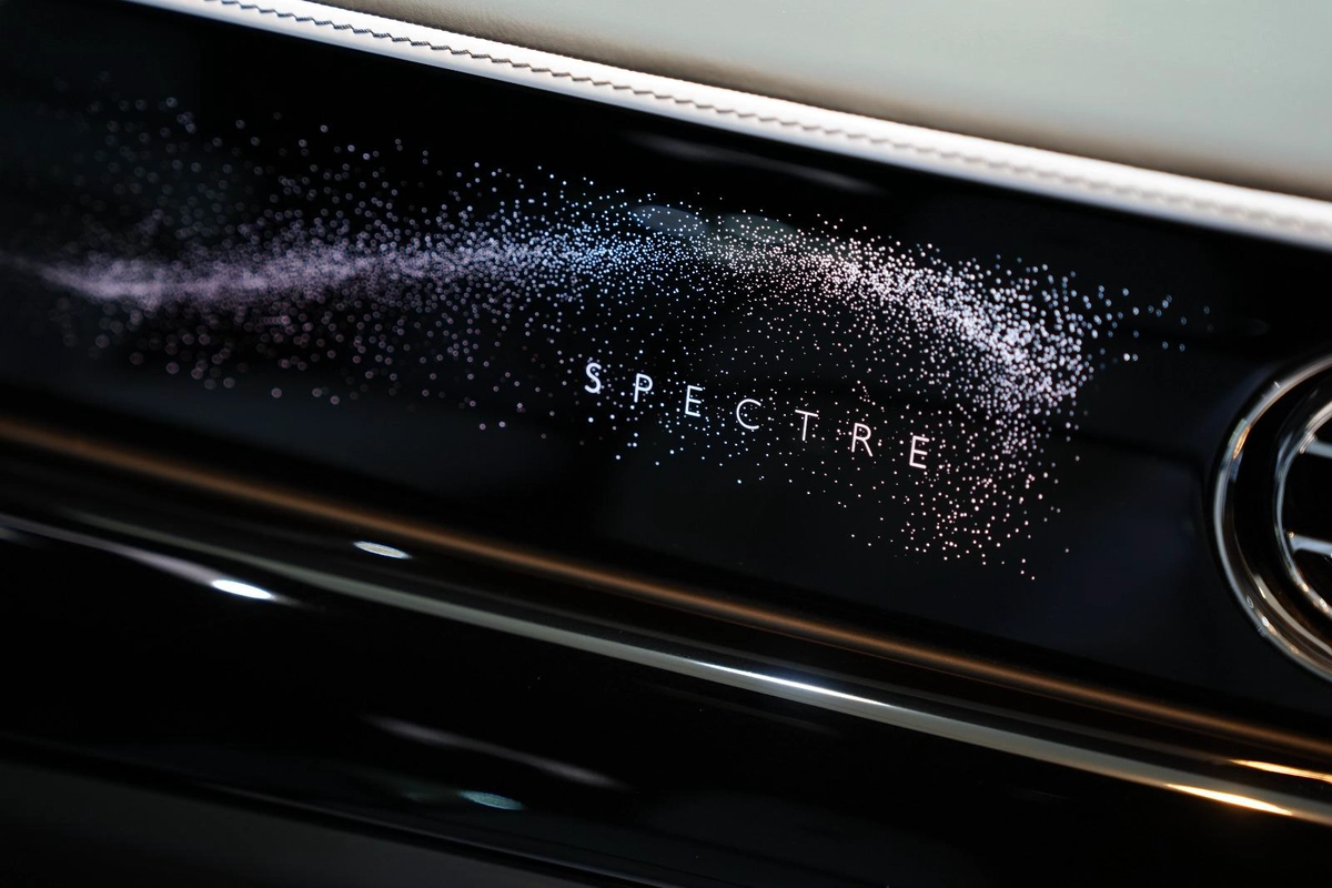 Rolls-Royce Spectre 2024-11-11