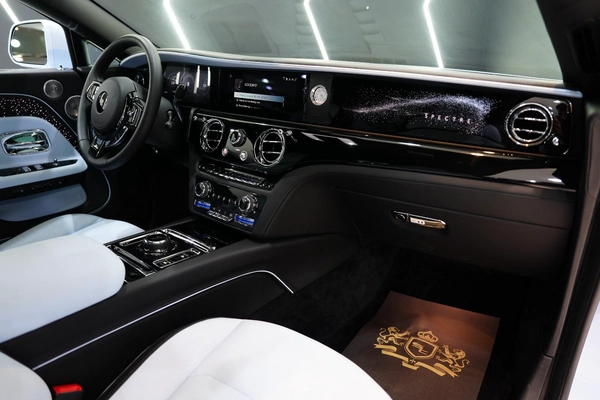 Rolls-Royce Spectre 2024