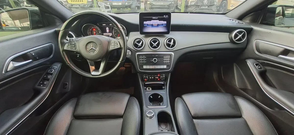 CLA 200 GCC Specs 1.6L V4 in perfect condition-6-6