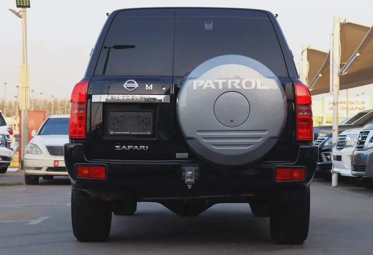 Nissan Patrol Safari 2021 GCC Specs-4-4