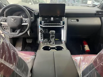 Toyota Land Cruiser VXR-17