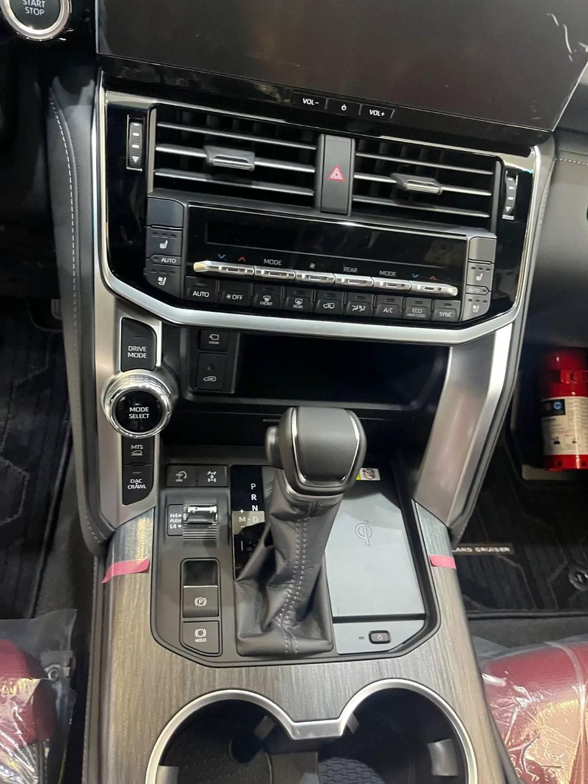 Toyota Land Cruiser VXR-19-0