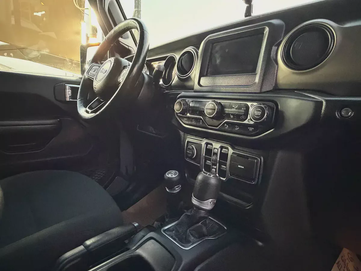 2021 Jeep Wrangler Sport Canadian Specs - Excellent Condition-14-14