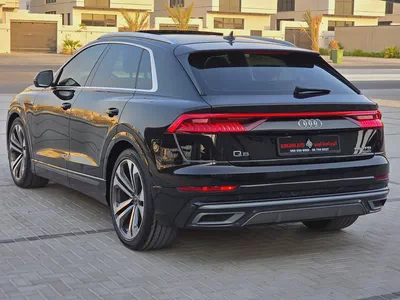 Audi Q8 2023 55 TFSI quattro S line Black Edition - GCC Specs - Pristine Condition-4