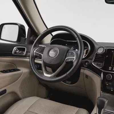 AED 1,340 P.M • 0% Downpayment •  Jeep Grand Cherokee Limited • 1 Year Warranty-8