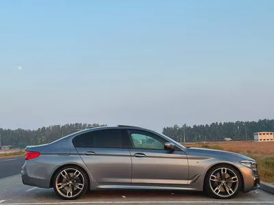 2018 BMW 5-Series 550i Executive GCC Specs-3