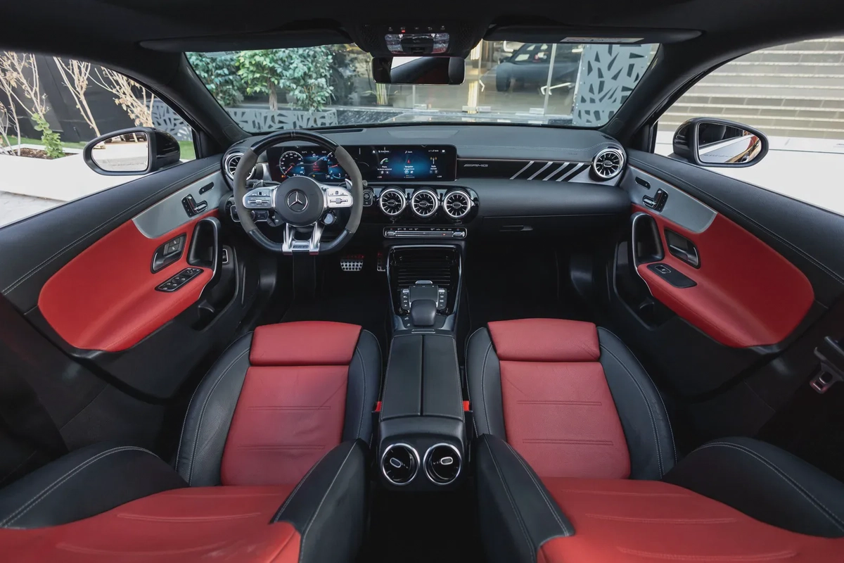 Mercedes-Benz A-Class 35 AMG 2022-15-15