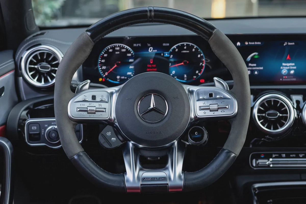 Mercedes-Benz A-Class 35 AMG 2022-2-2