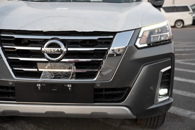 Nissan Xterra Platinum-20