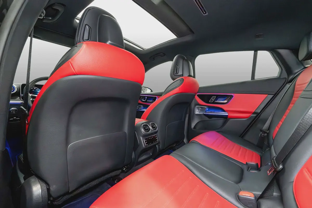 2024 Mercedes-Benz GLC 300 AMG 4MATIC Coupe | GCC Specs | Brand New-14-14