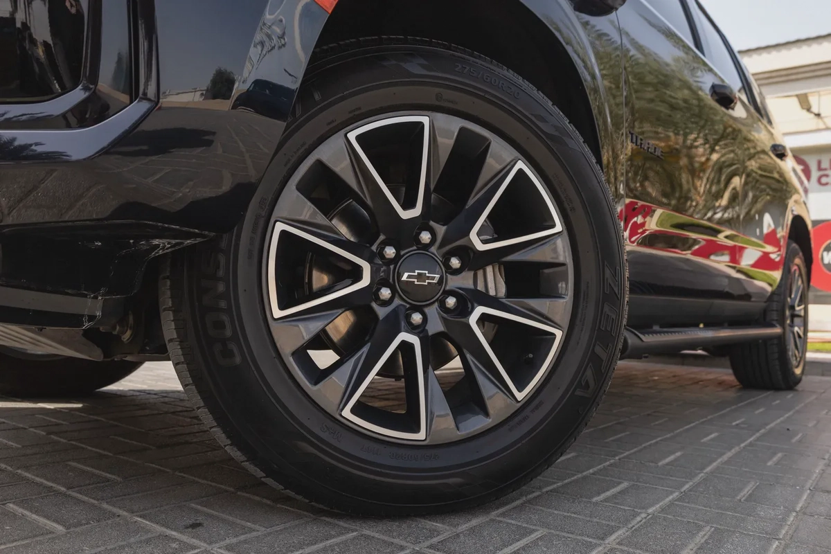 Chevrolet Tahoe-7-7