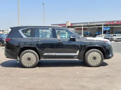 Lexus LX600 VIP LEXUS LX 600 VIP 3.5L-7