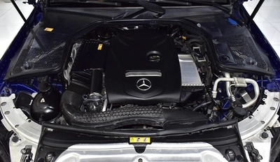 Mercedes Benz C300 Coupe ( 2016 Model ) in Blue Color GCC Specs-11