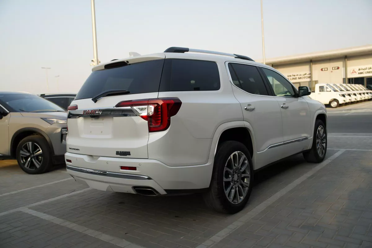 GMC ACADIA DENALI - 2023-5-5