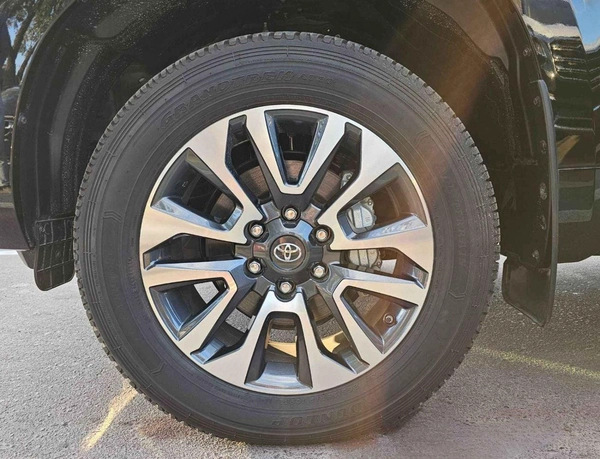 Toyota Prado GXR / 4.0L PETROL / SUNROOF / COOL BOX / DVD+CAMERA / AUTO AC / (CODE # PSR40GXRU)