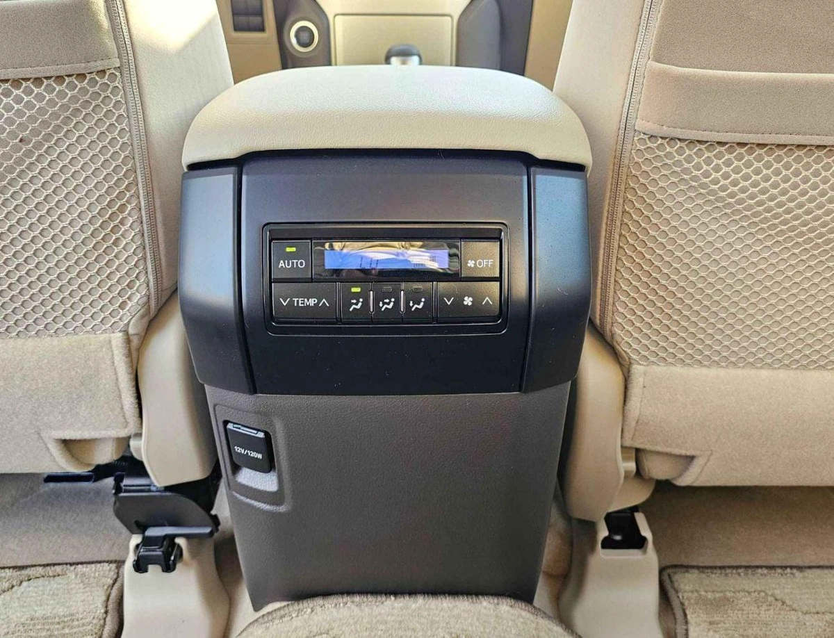 Toyota Prado GXR / 4.0L PETROL / SUNROOF / COOL BOX / DVD+CAMERA / AUTO AC / (CODE # PSR40GXRU)-17-17