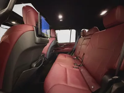 AED 8,480 P.M | 0% DOWN PAYMENT | LEXUS LX600 | AGENCY WARRANTY & FULL AGENCY SERVICE HISTORY-19