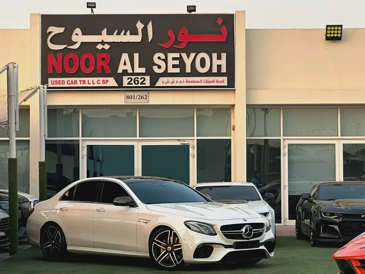 MERCEDES BENZ AMG E63 KOREAN 2018
Perfect Condition
5 buttons Full option
Full Carbon Fiber