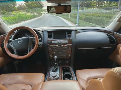 Nissan Patrol 2018 LE Titanium | GCC Specs | Low Mileage | Pristine Condition-10