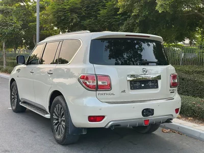 Nissan Patrol 2018 LE Titanium | GCC Specs | Low Mileage | Pristine Condition-3