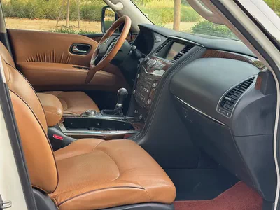 Nissan Patrol 2018 LE Titanium | GCC Specs | Low Mileage | Pristine Condition-6