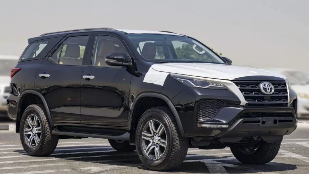Toyota Fortuner GX2 FORTUNER 2.7L BLACK