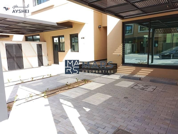 Luxurious brand new 3 bedroom villa available in sustainable city for rent just 130k