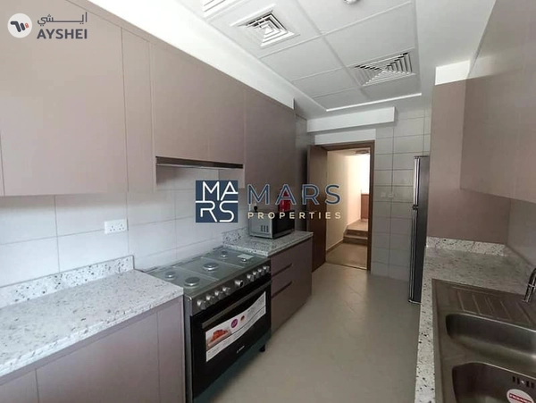 Luxurious brand new 3 bedroom villa available in sustainable city for rent just 130k