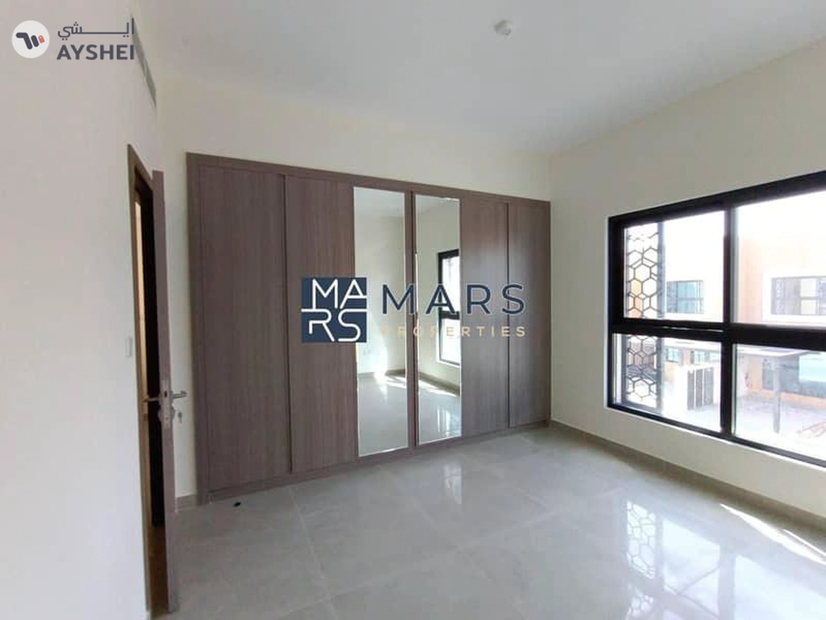 Luxurious brand new 3 bedroom villa available in sustainable city for rent just 130k-6-6