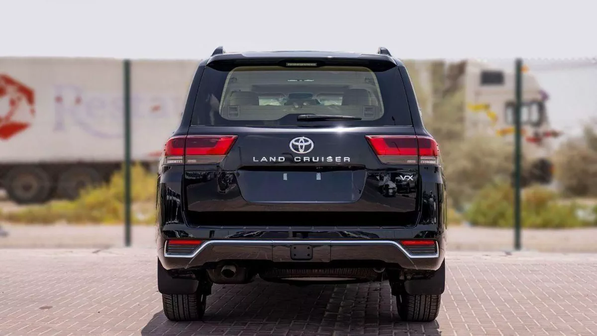 Toyota Land Cruiser VX 3.5L-11-0