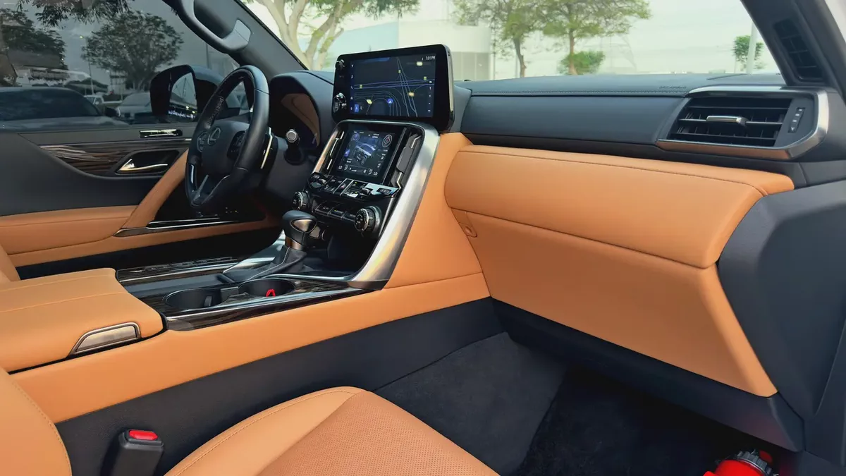 2025 Lexus LX600 Prestige, Dealer Warranty and Service Package, GCC Specifications-9-9